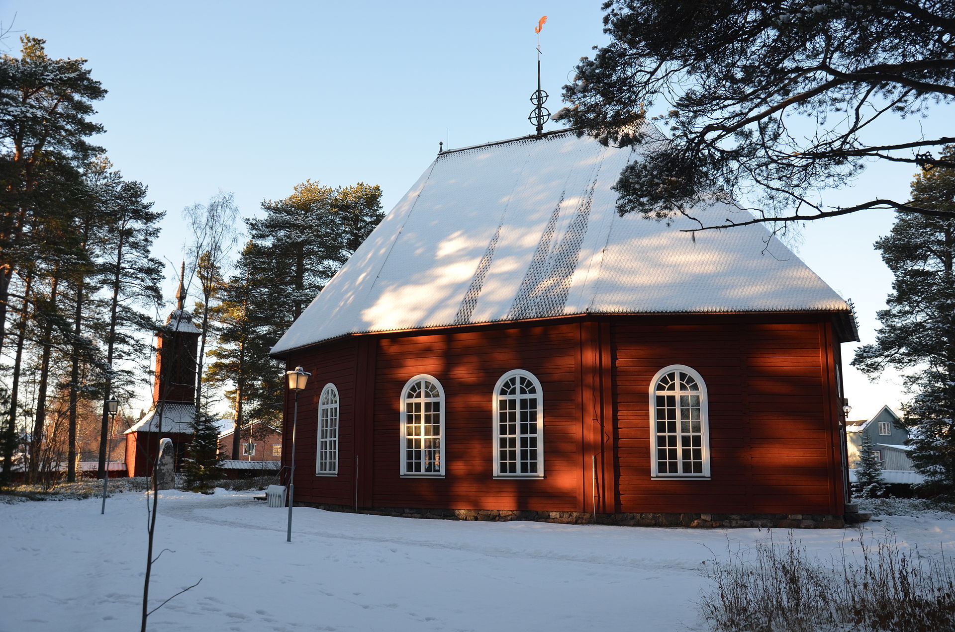 Jokkmokks gamla kyrka, åttkantig träkyrka.