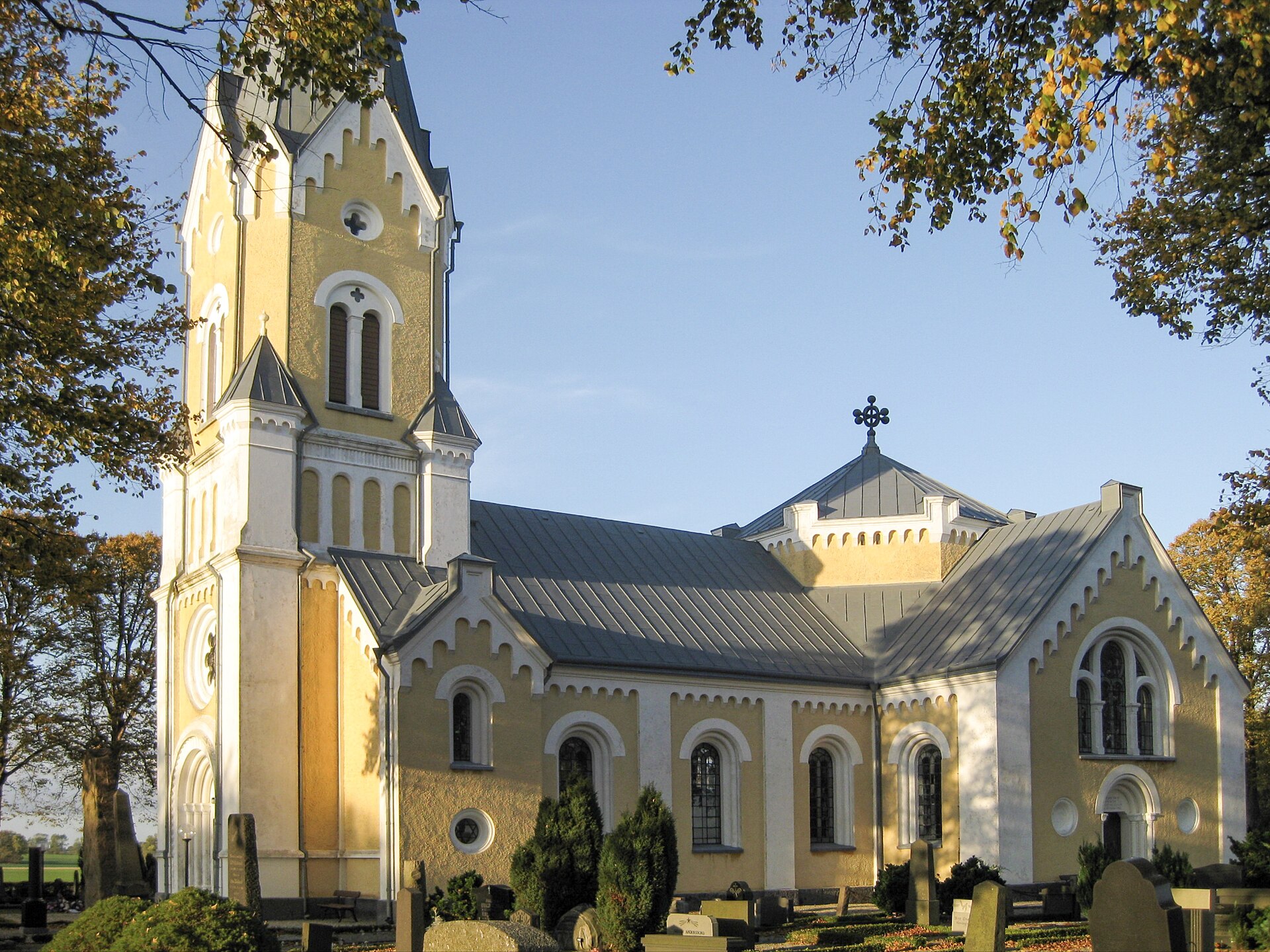 Lilla Beddinge kyrka, sockenkyrka nära Beddingestrand.