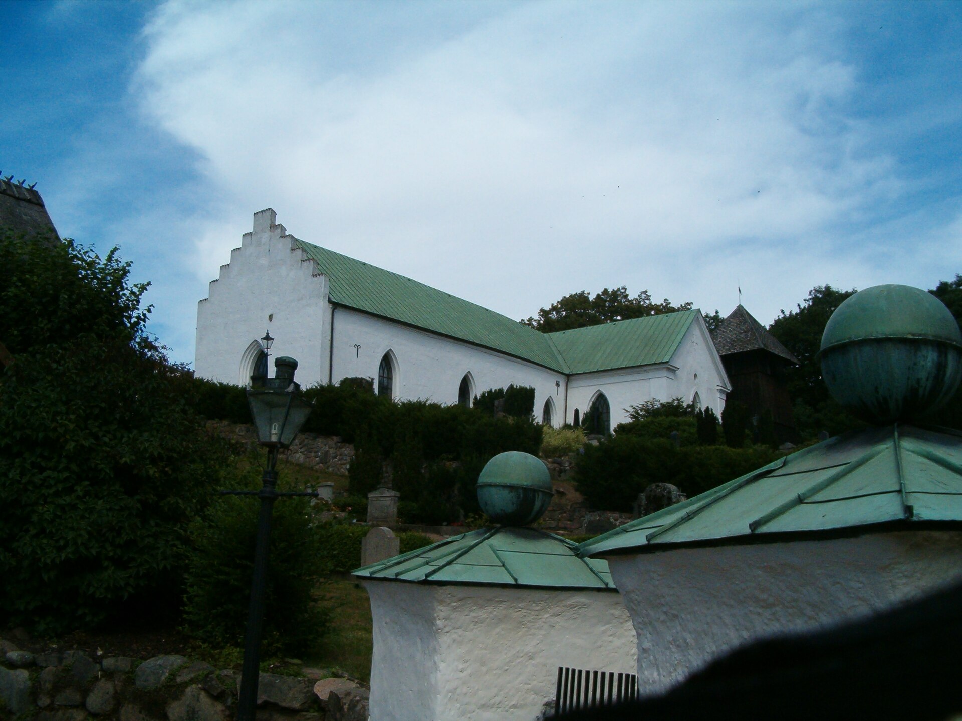 Raus kyrka, sockenkyrka nära Rydebäck i Helsingborgs kommun.